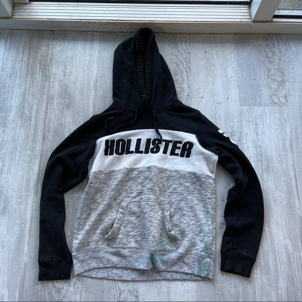 Hollister women’s small hoodie